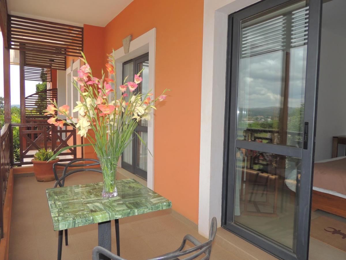 Plumeria Hotel Antsirabe Ngoại thất bức ảnh